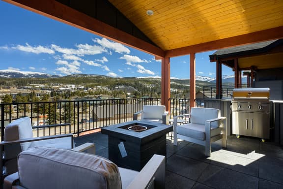 Whistlestop Villa 165